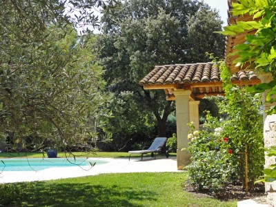  Villa de Cambuisson zwembad en tuin 